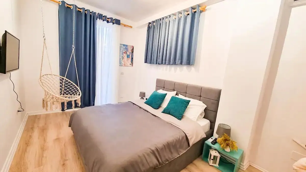 Comfy & Cute Space In City Center Tirana Apartment