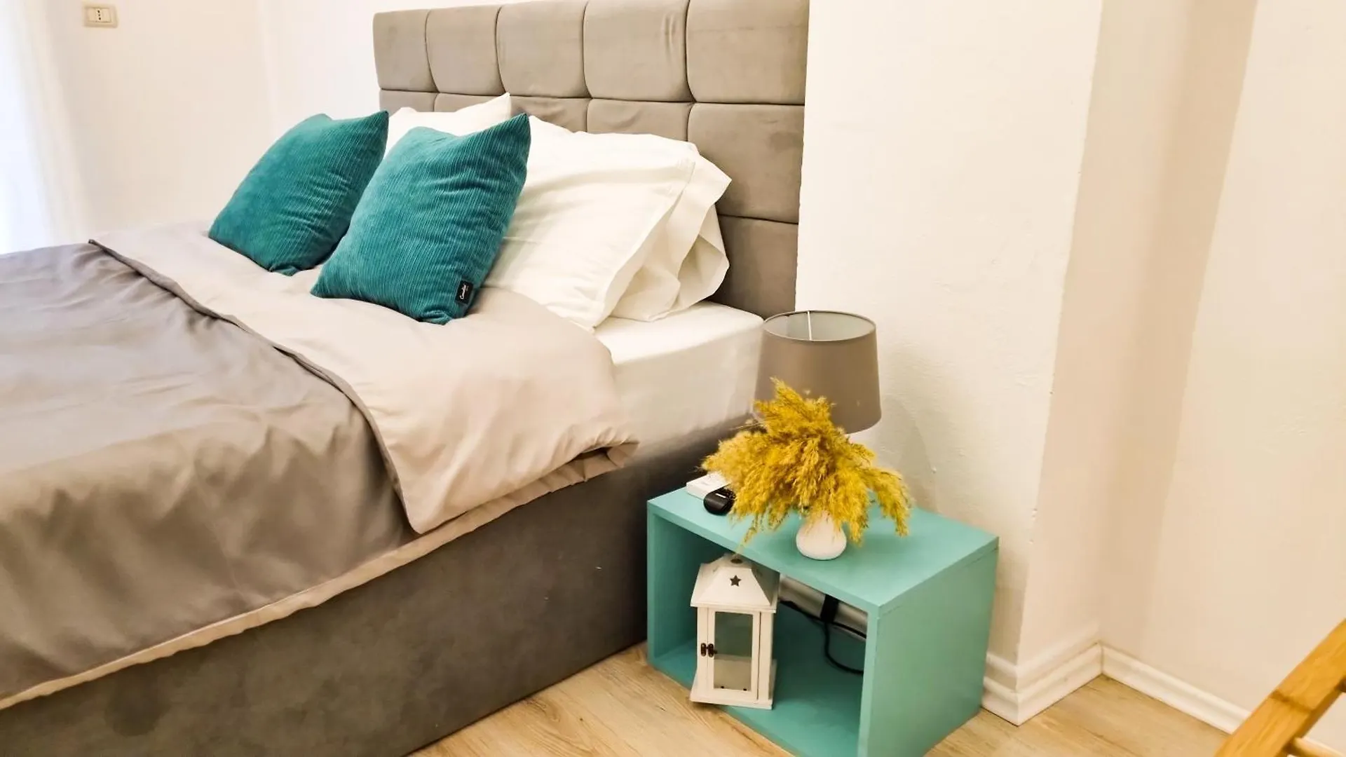 Comfy & Cute Space In City Center Tirana Apartment